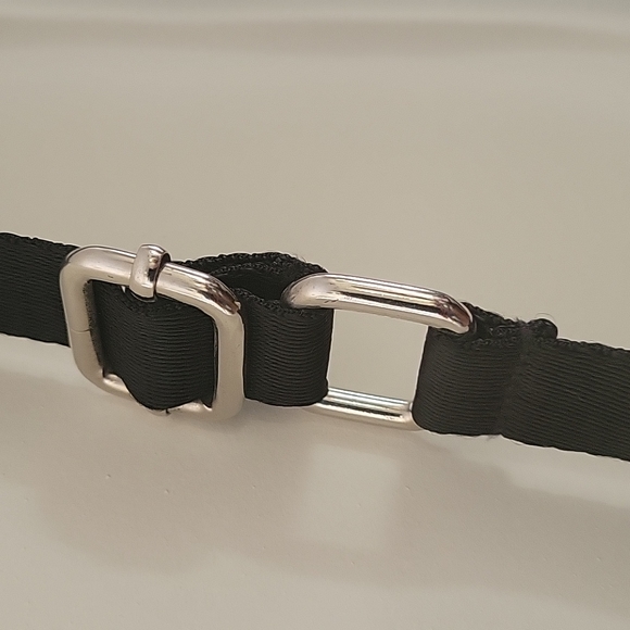 Lily Bloom Floral Kyra Ring Crossbody Bag - Picture 12 of 14